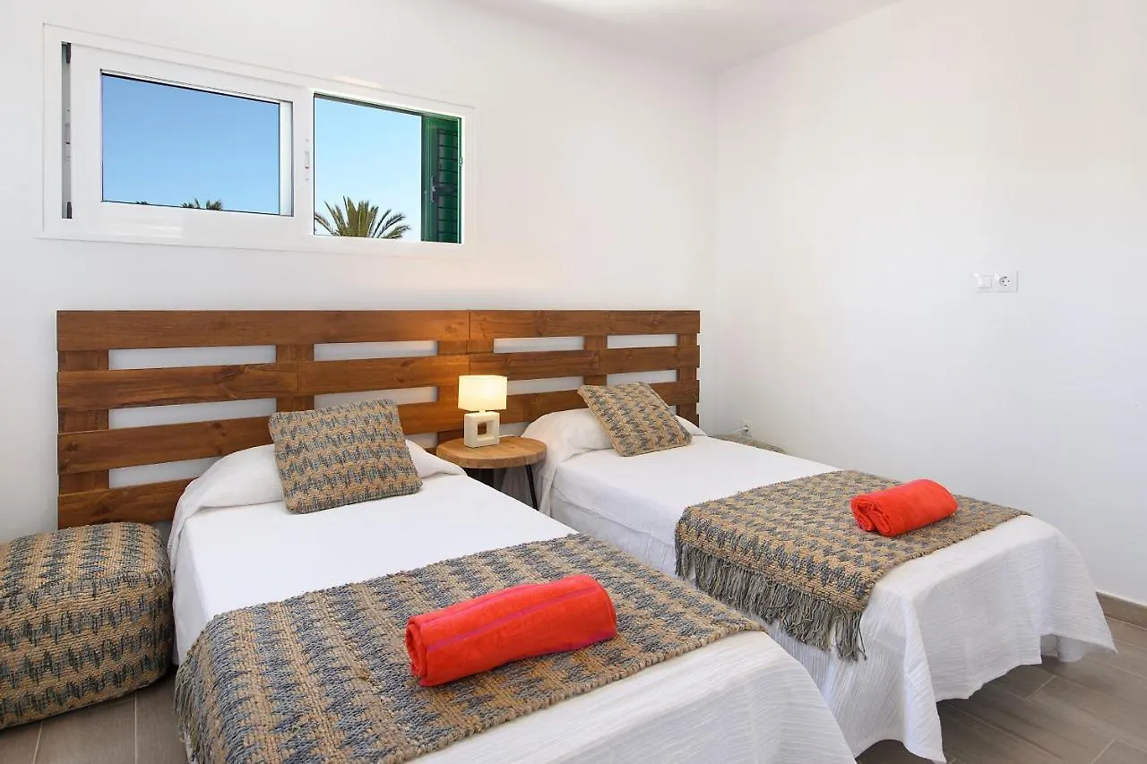 Green Volcano Apartment, Free Access To The Fariones Sports Center Puerto del Carmen  0*, Puerto del Carmen (Lanzarote)